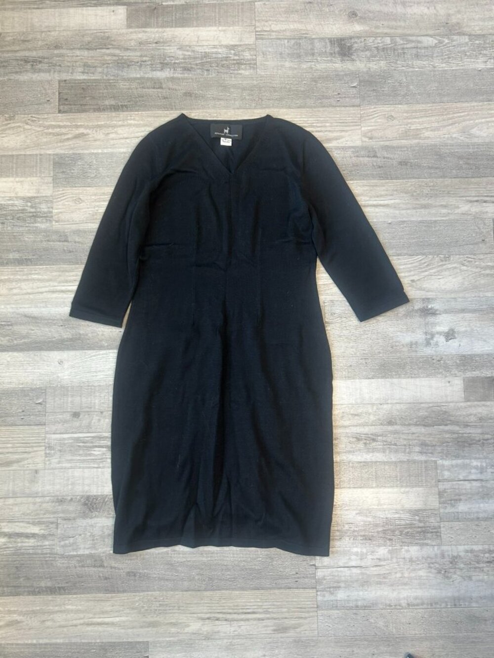 Peruvian Connection V-neck black sweater dress 
 pima cotton Medium C47